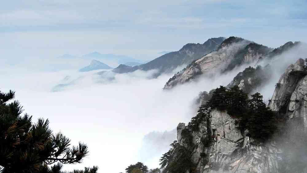 天堂寨游玩累吗？湖北和安徽的有什么区别