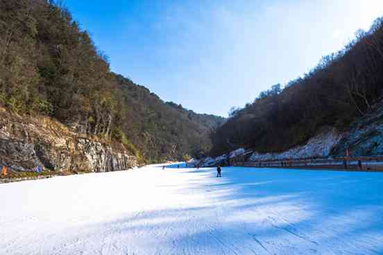 去神农架到哪滑雪