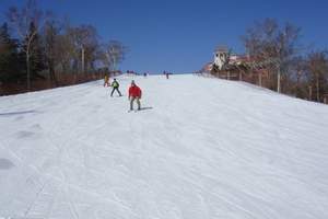 苏州出发去哈尔滨伏尔加庄园-长白山-万达滑雪场双飞六日自由行