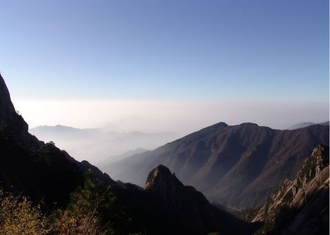 <黄山-西海-婺源-景德镇-庐山双卧6日游>跟团，宿黄山顶观日出