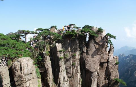 <黄山-宏村-西递2日游>黄山市内参团，门票全含，宿徽州民宅